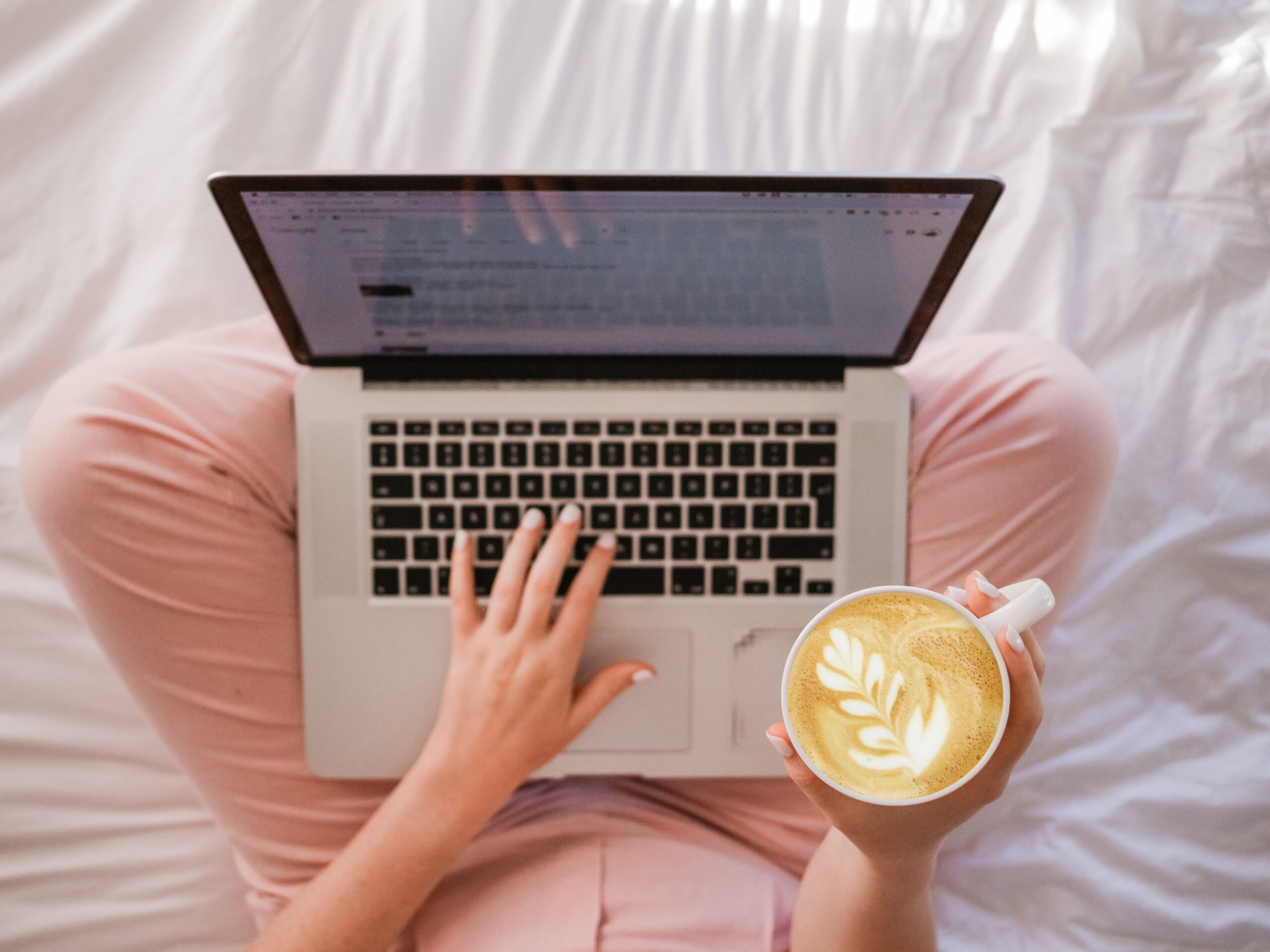 Read more about the article <strong>On the fence about blogging? 5 reasons to get off it</strong>