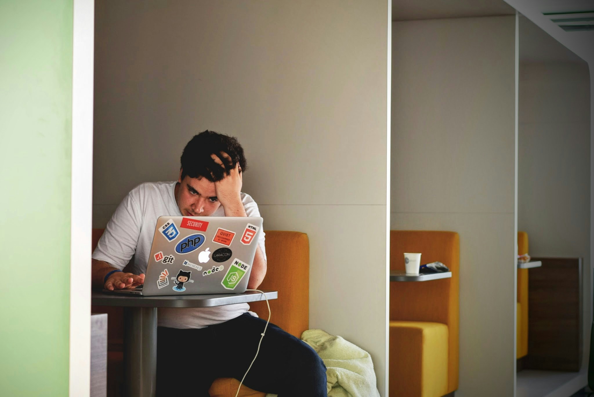 Read more about the article Why your website might be driving away leads instead of attracting them