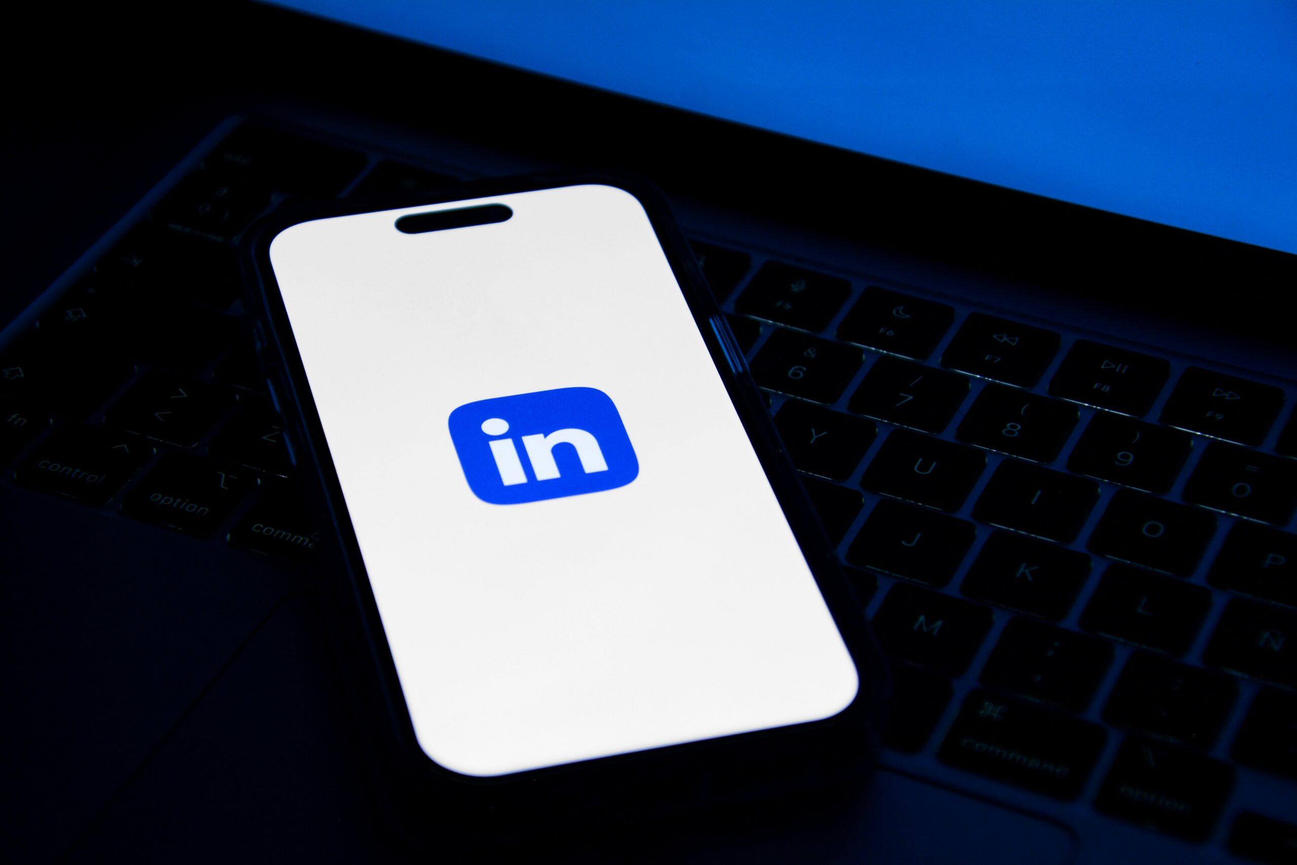 Read more about the article Why your C-Suite should be posting regularly on LinkedIn